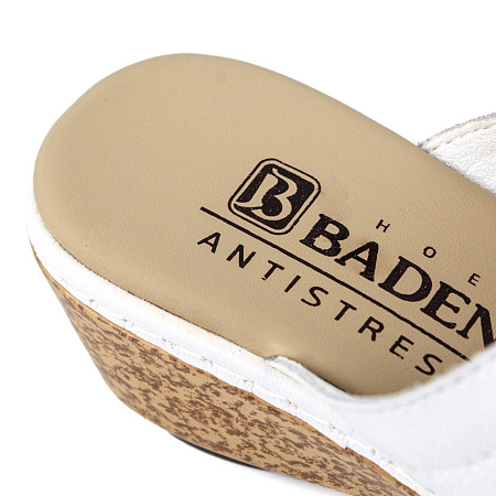 Шлепанцы Baden нат.кожа белый NU833-052